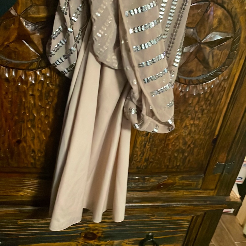 Small GUESS sequins dress - Picture 5 of 7